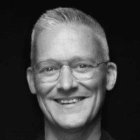 Portret John van den Berg